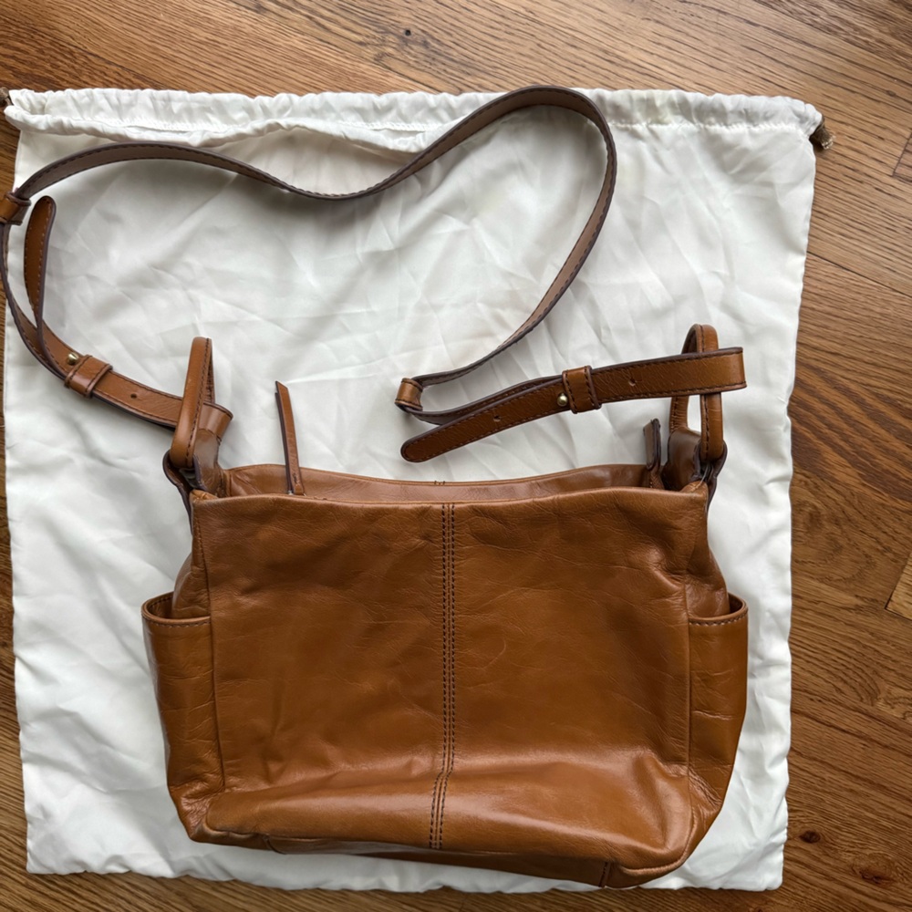 Hobo handbag Shelia crossbody natural leather